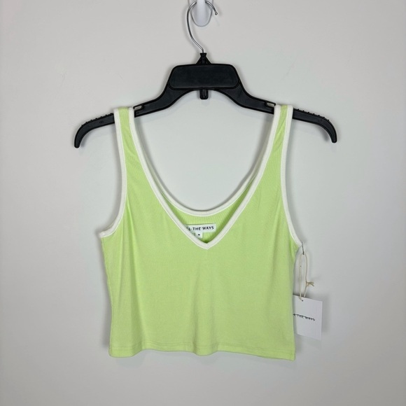 All The Ways Roxy Contrast Trim Top in Lime Size M - Picture 2 of 7